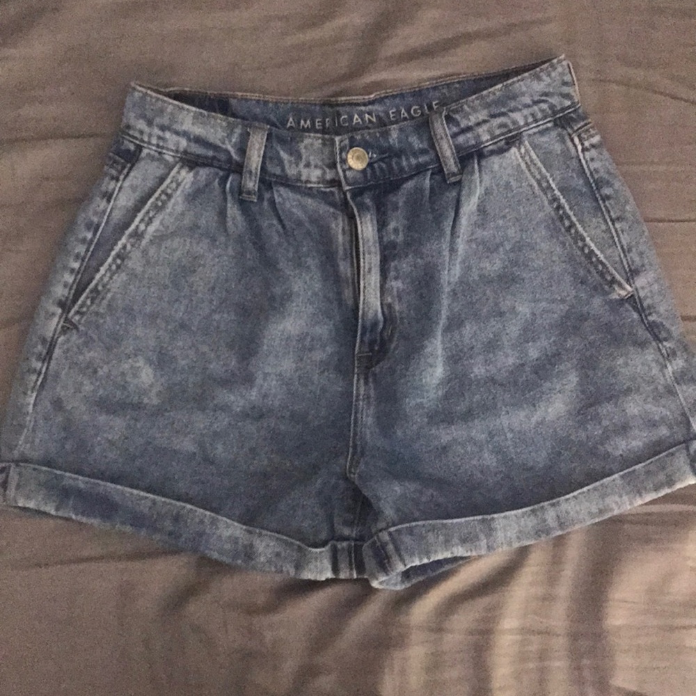 American eagle mom shorts